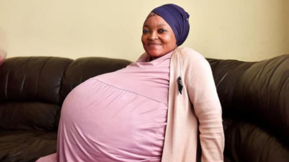 امرأة من جنوب إفريقيا تضع عشرة أطفال في ولادة واحدة