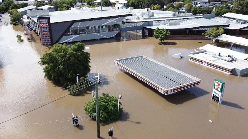 تقرير عن تأثير الفيضانات على أسعار المنازل في بريسبان