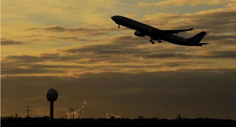 خسارات مهولة لوكلاء الطيران بعد خفض العمولة من Qantas والشركات الأخرى