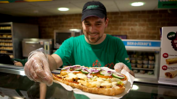 أستراليا تغيير في قوائم مطاعم الوجبات السريعة بسبب نقص المواد الغذائية