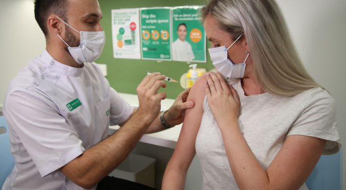 لقاحات الإنفلونزا مجانية في أستراليا حتى نهاية يونيو.. إليك كيف تحصل عليها