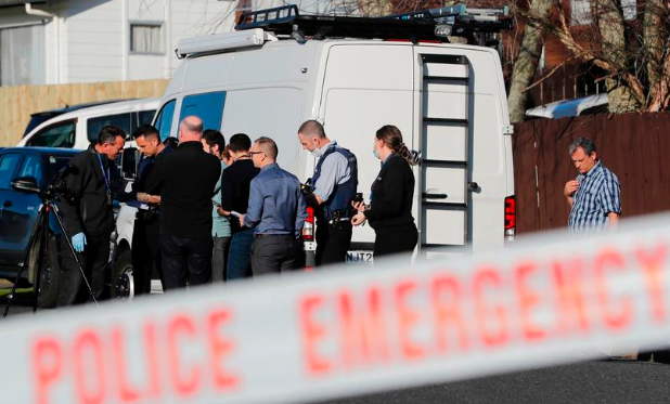 نيوزيلندا جثتين لطفلين في حقائب داخل منزل مهجور.. والتحقيق في القضية بدأ