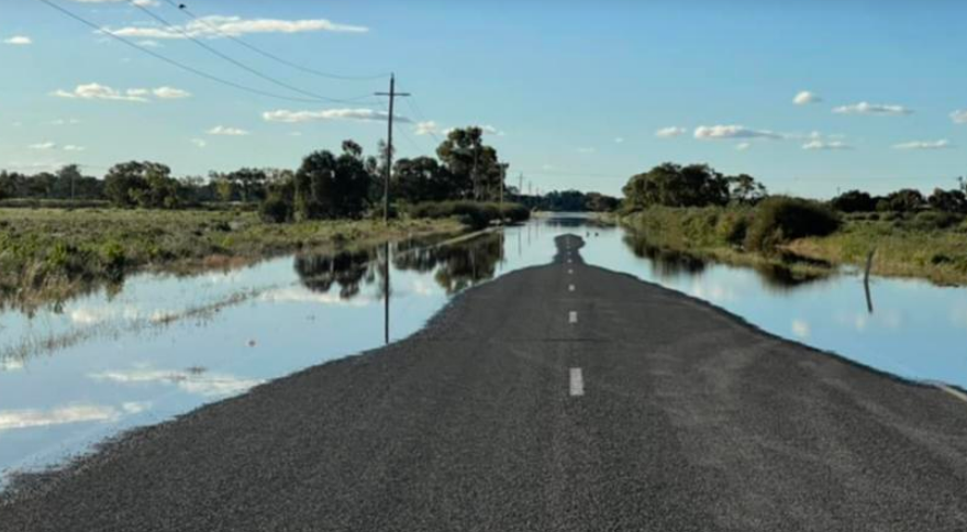 جنوب أستراليا سيقضي سكان الولاية فترة الميلاد بين مياه الفيضانات!