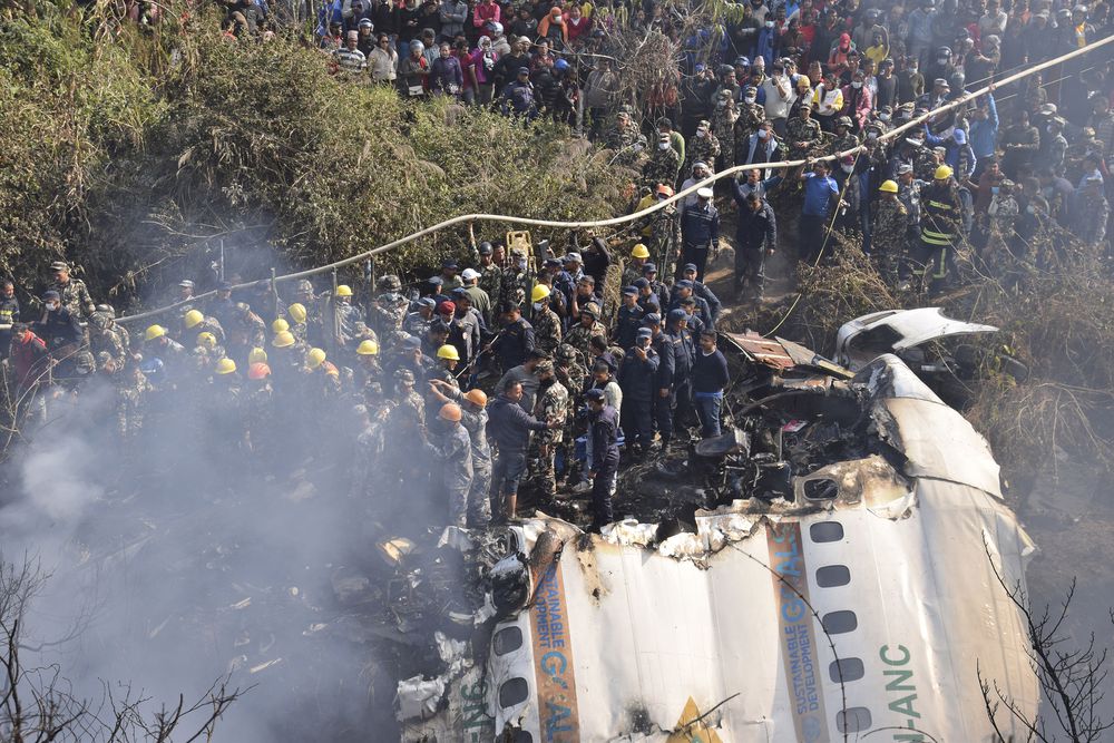 نيبال: تحطم طائرة على متنها 72 شخصا من بينهم أسترالي وآخرين من جنسيات أخرى